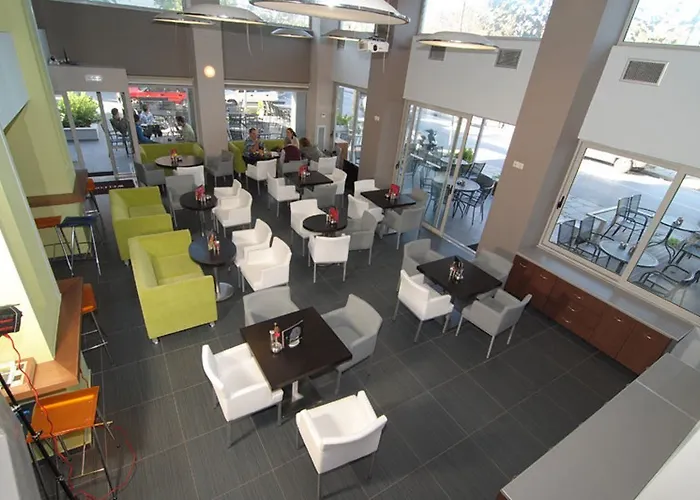 Готель Citi Live 3*