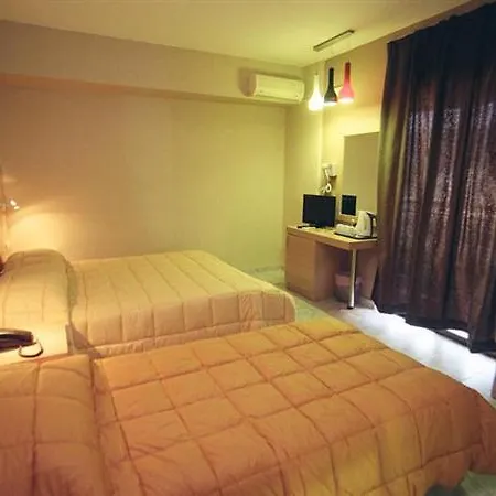 Citi Live Hotel 3*