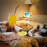 Hotell Citi Live